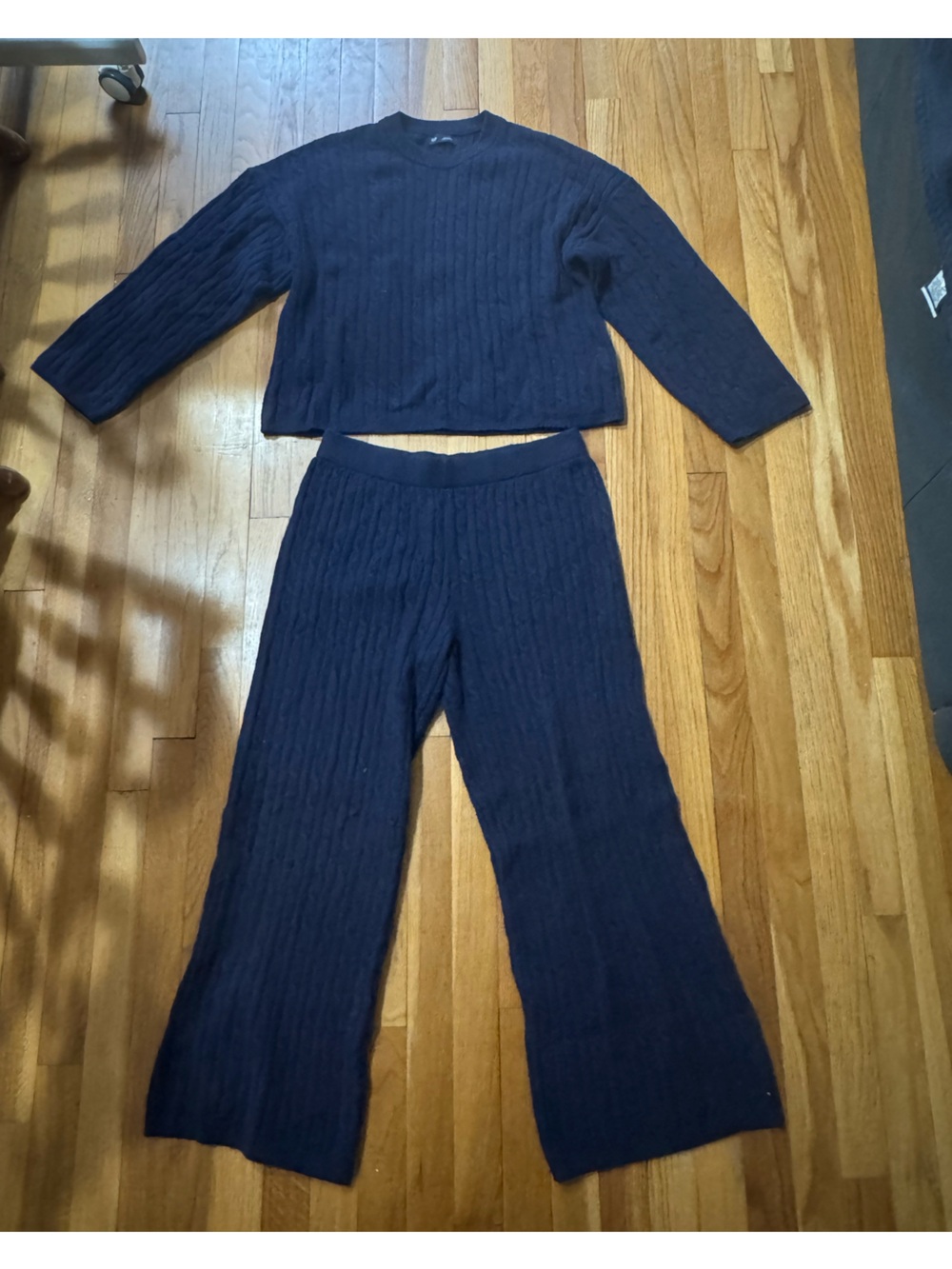 GAP CashSoft Navy Cable Knit Sweat Set